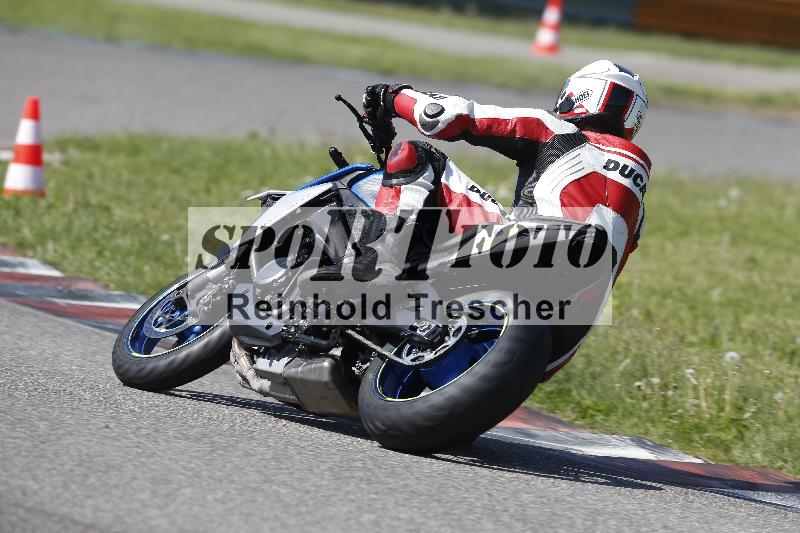 /12 30.04.2025 Speer Racing ADR/Gruppe gruen/911